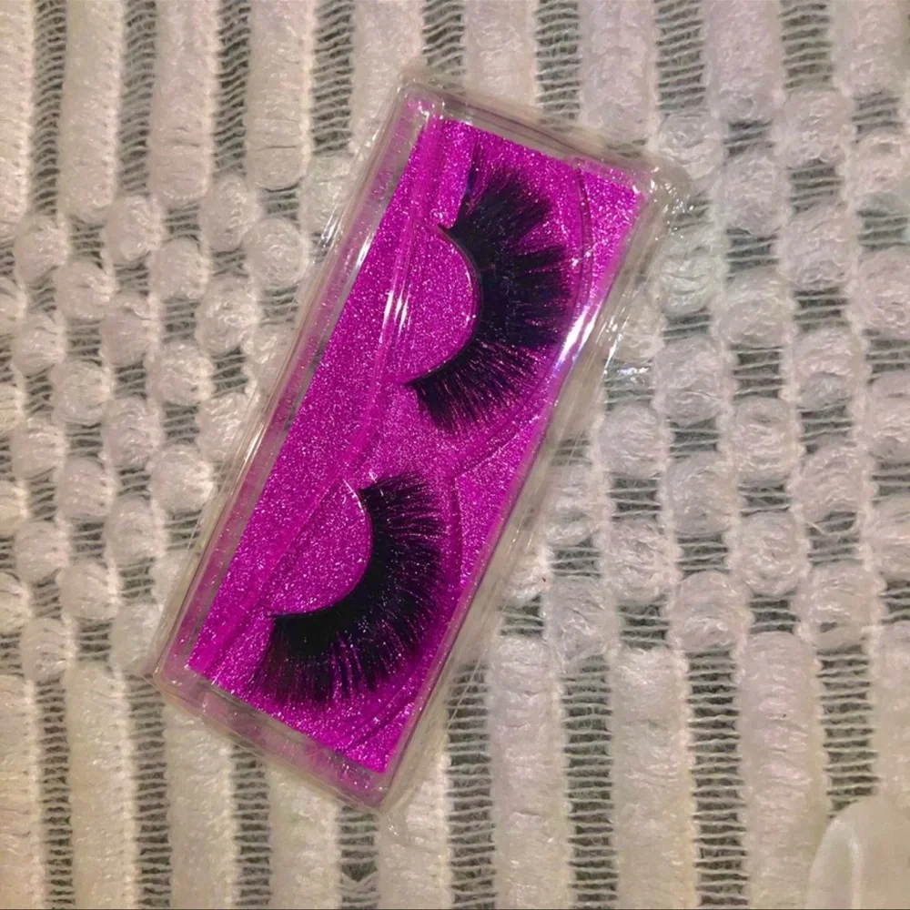 $8 lash bundle - Picture 3 of 9